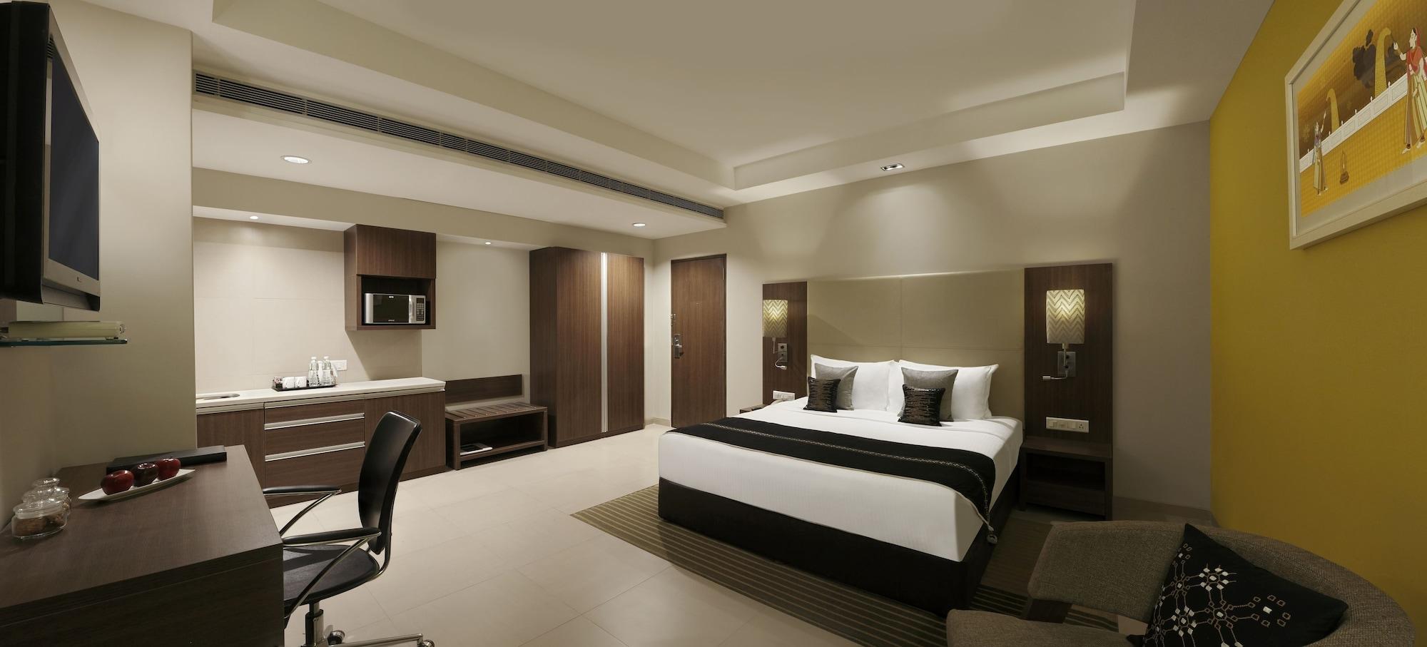 Grand Mercure Vadodara Surya Palace Dış mekan fotoğraf