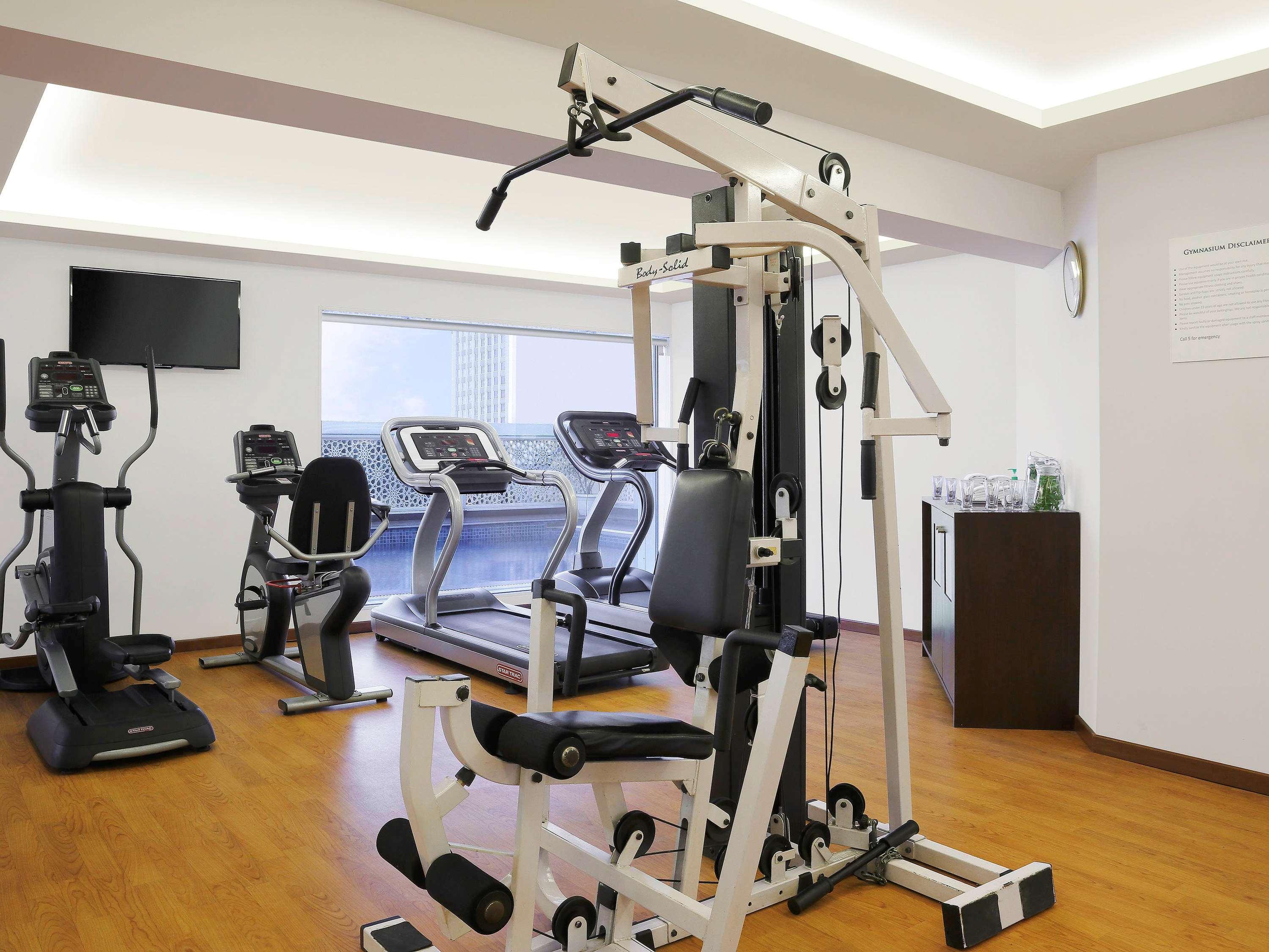 Grand Mercure Vadodara Surya Palace Dış mekan fotoğraf