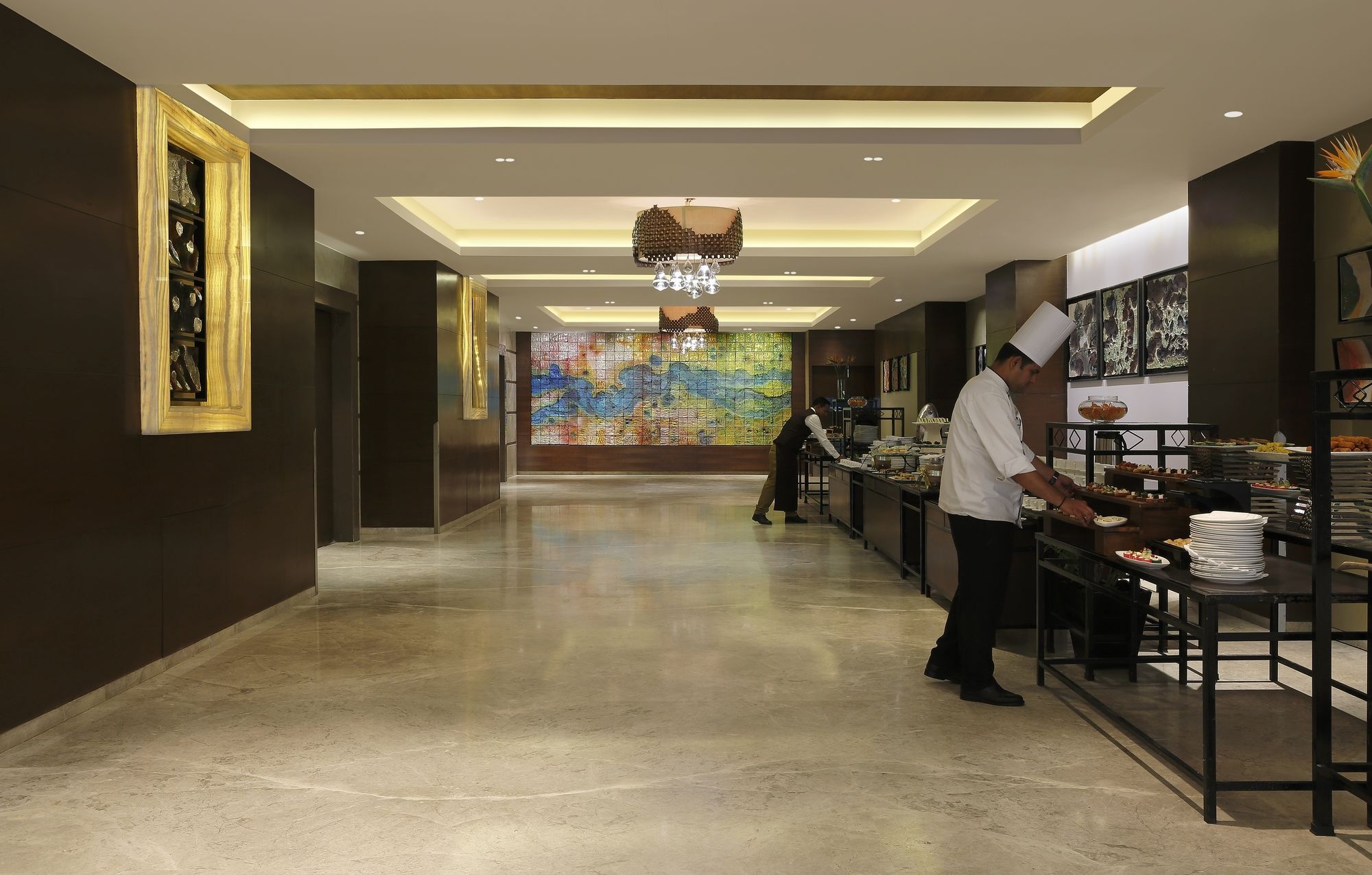 Grand Mercure Vadodara Surya Palace Dış mekan fotoğraf